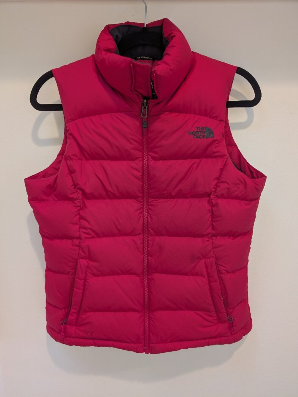 Women's The North Face Puffer Vest - Size Small